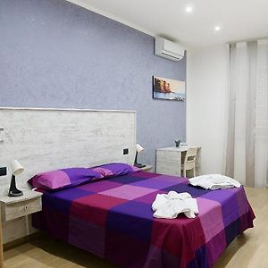 Camera standard con letto queen size